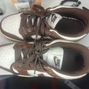 Selling Nike Dunks. Only Been Wore twice